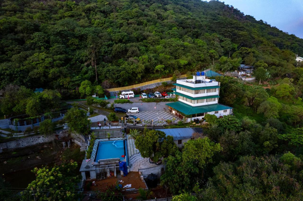 Tabor Hills Resort Vagamon Bagian luar foto